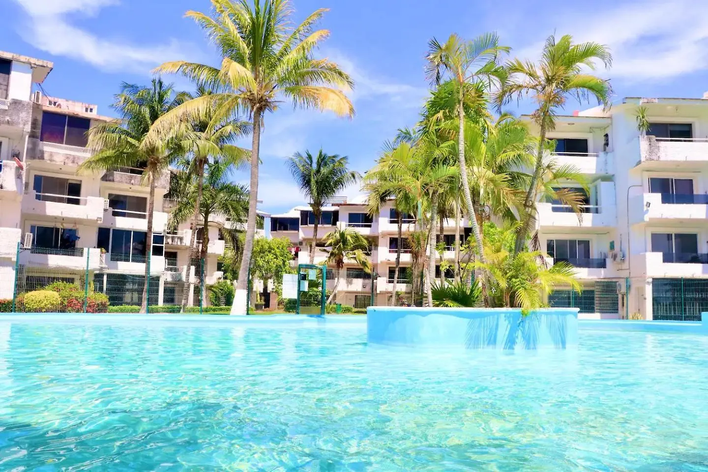Lindo Estudio A Un Lado Del Campo De Golf, #B - Gre301B - Apartment Cancun