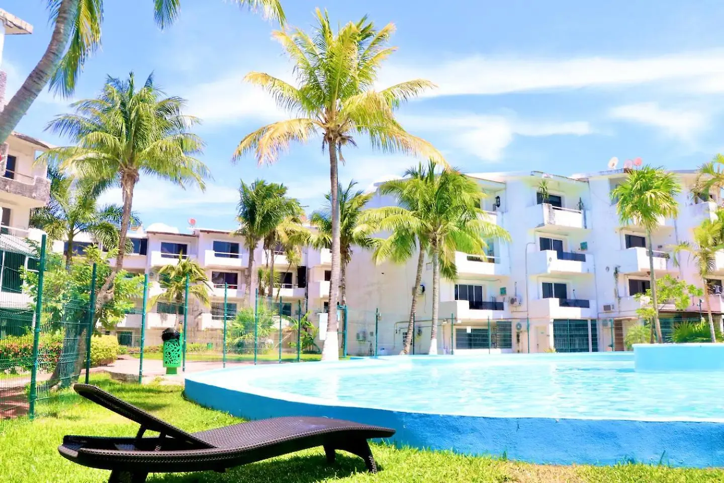Lindo Estudio A Un Lado Del Campo De Golf, #B - Gre301B - Apartment Cancun