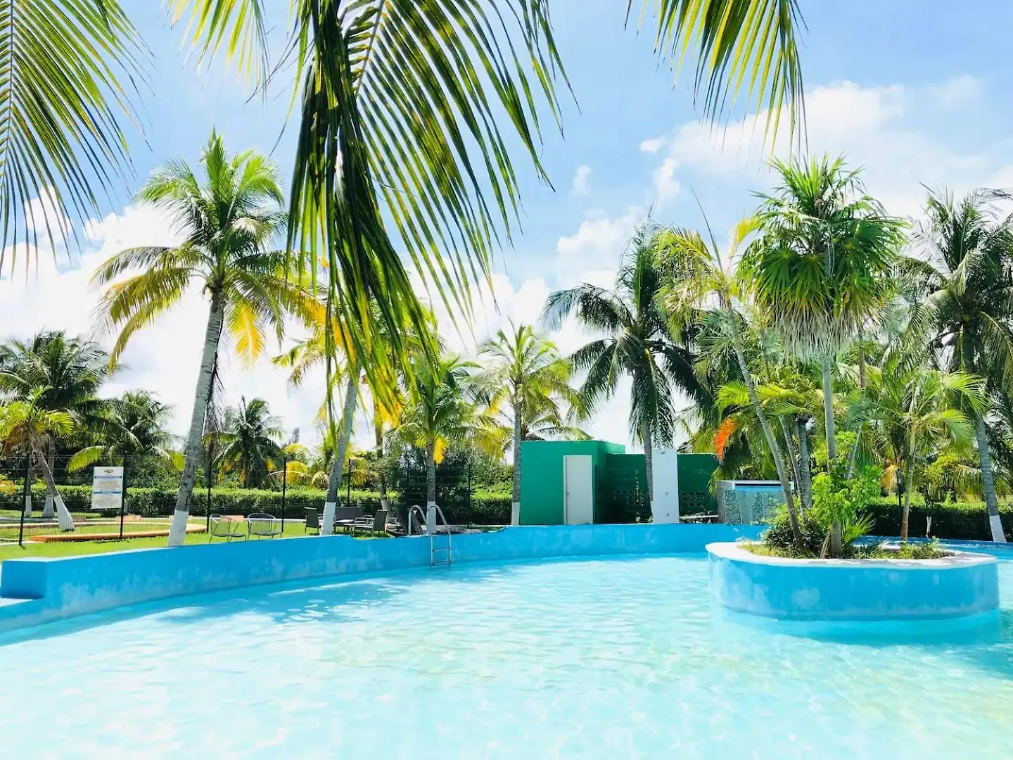 Lindo Estudio A Un Lado Del Campo De Golf, #B - Gre301B - Apartment Cancun